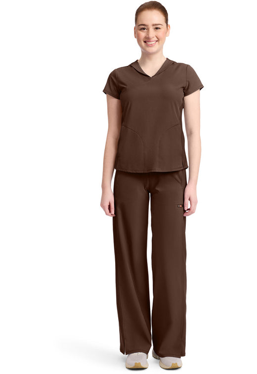 Cherokee V-Neck Top IN635A