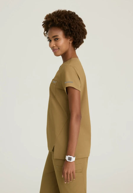 SKECHERS Trek Tuck-In Top